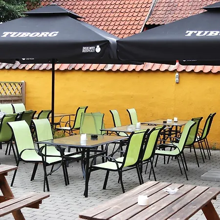 卡恩酒店 Åkirkeby