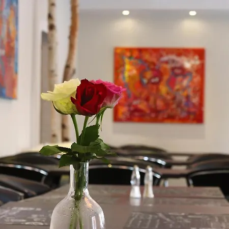 卡恩酒店 3* Åkirkeby