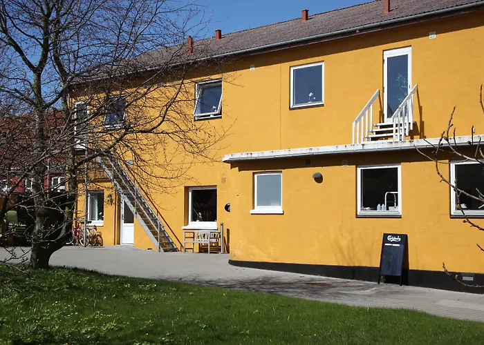 Kanns Otel Åkirkeby